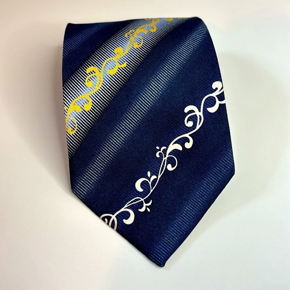 Balenciaga Paris Pour Homme Men’s OS 100% Silk Necktie Tie Made in Italy EUC!